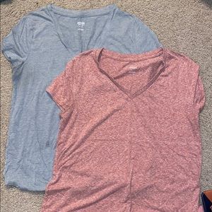 Mossimo Supply Co. 2 V-Neck t-shirt bundle